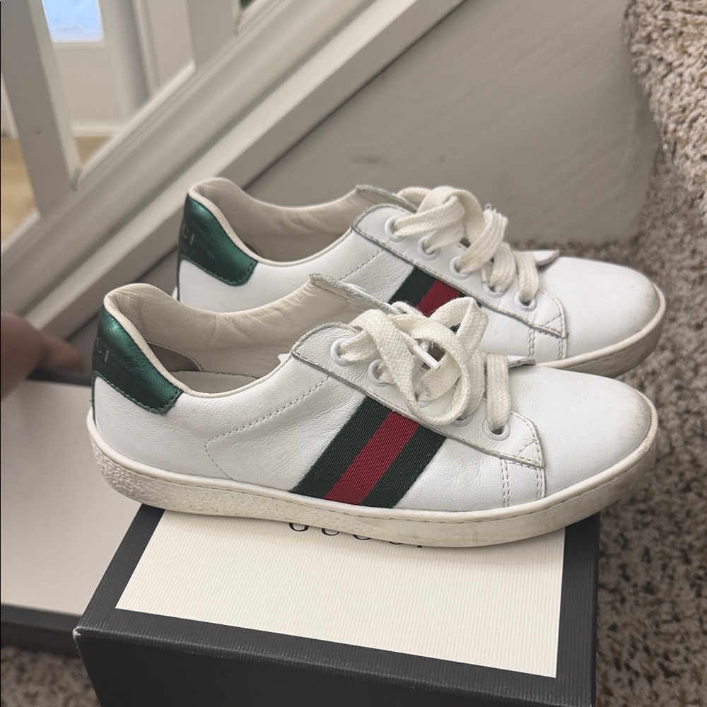 Gucci White Sneakers with Green and Red Accents
